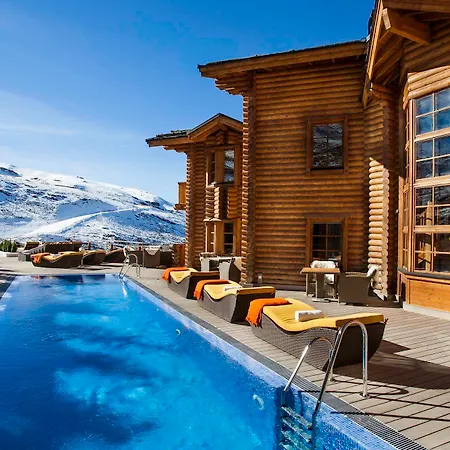 El Lodge, & 5* Sierra Nevada