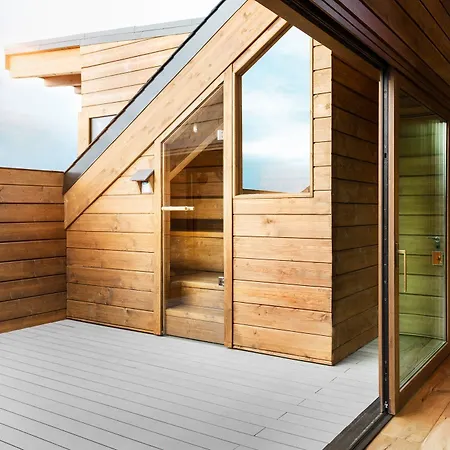 El Lodge, & Hotel 5*