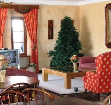 El Lodge, & 5* Sierra Nevada