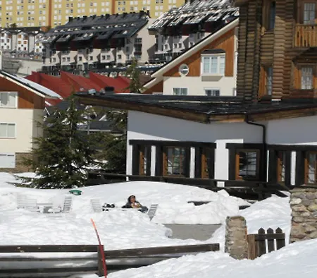 El Lodge, & Hotel 5*