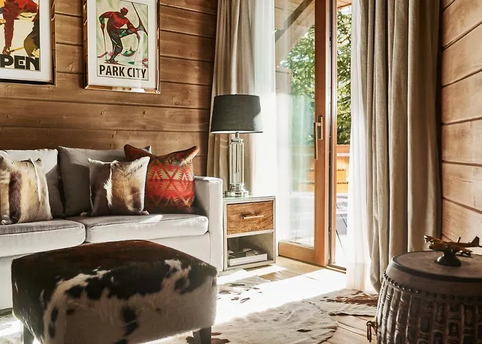 El Lodge, & Sierra Nevada