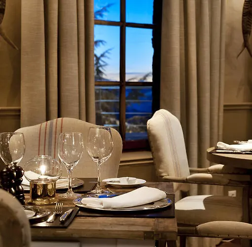 Hotel El Lodge, & Sierra Nevada